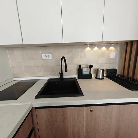 Zenith Apartment *