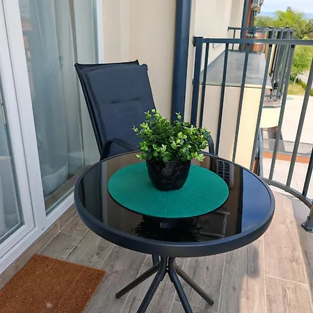 Zenith Apartment